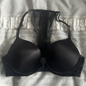Victorias Secret bombshell razorback